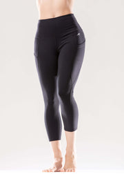 Jolie High-Waisted Capri Leggings with Hip Pockets-JupiterGear-Black-Large-Urbanheer